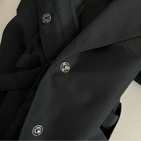 BENETTON Black Jacket Blazer Belted Snap Closure Lined Oversized Collar Size 44 - Picture 11 of 15